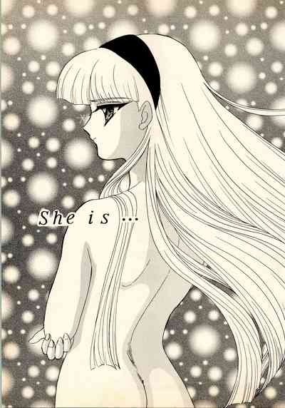 She... - LUNCH BOX 15 5